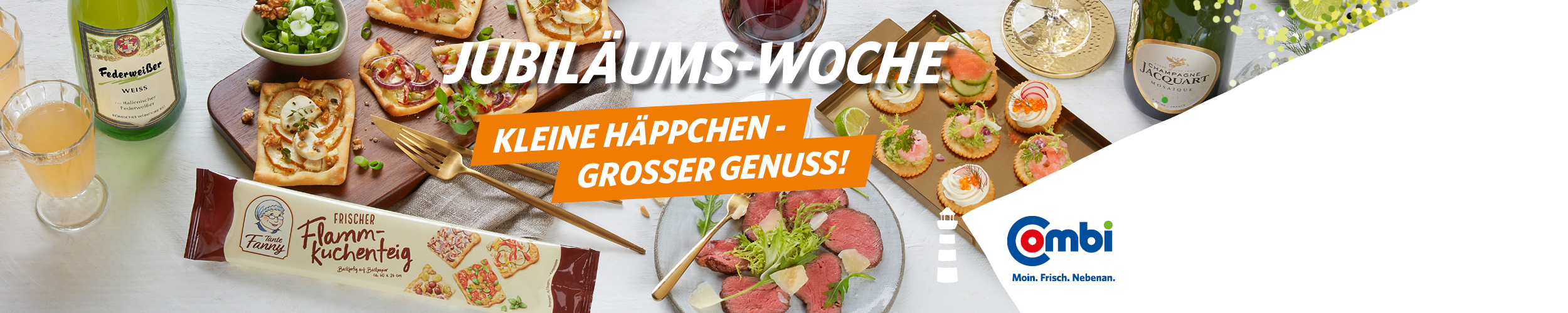 Gläser, Getränke mit Platten voller Leckereien