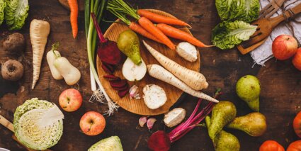 Möhren, Äpfel, Birnen, Rhabarber, Salat und weiteren Gemüsesorten